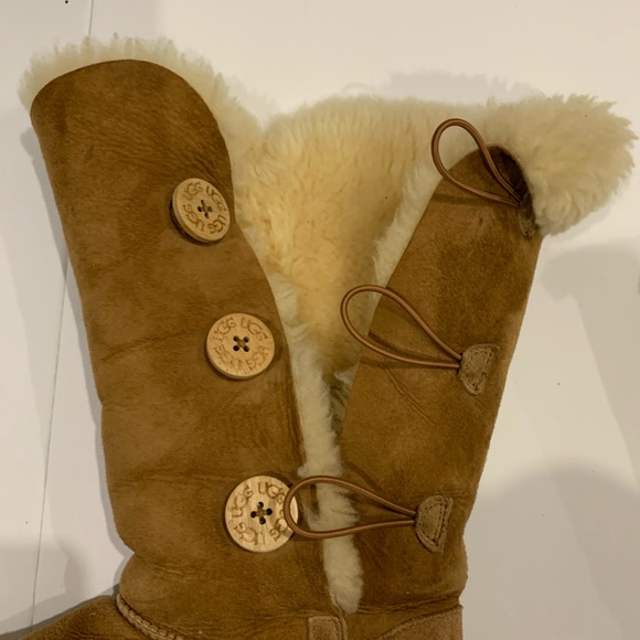 Tan Ugg Australia Bailey Button Triplet II Boots - Picture 6 of 6